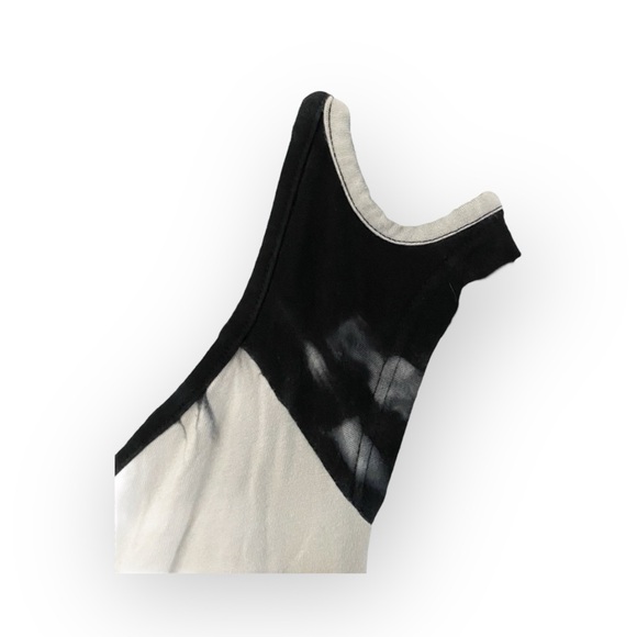 Yuka ★ Choice Cold Shoulder Top ★ Black Tie Dye ★ Medium ★ - Picture 9 of 16